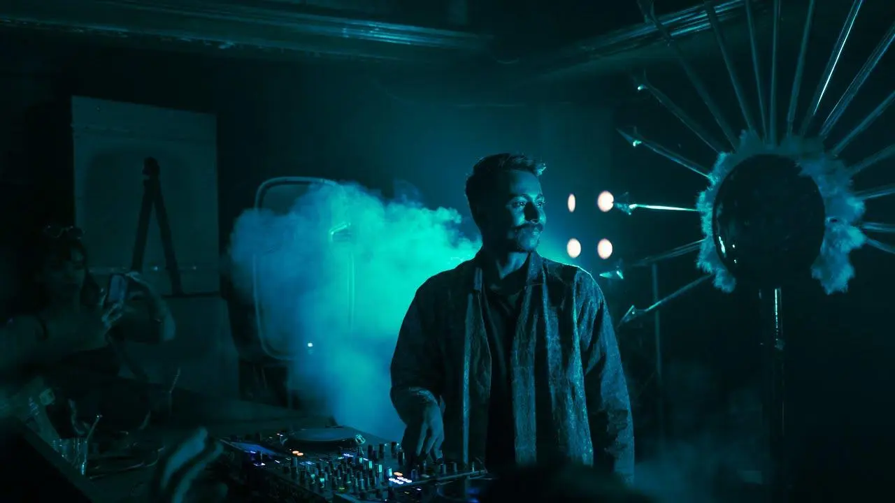 SickFlip- Showcasing new age electronica